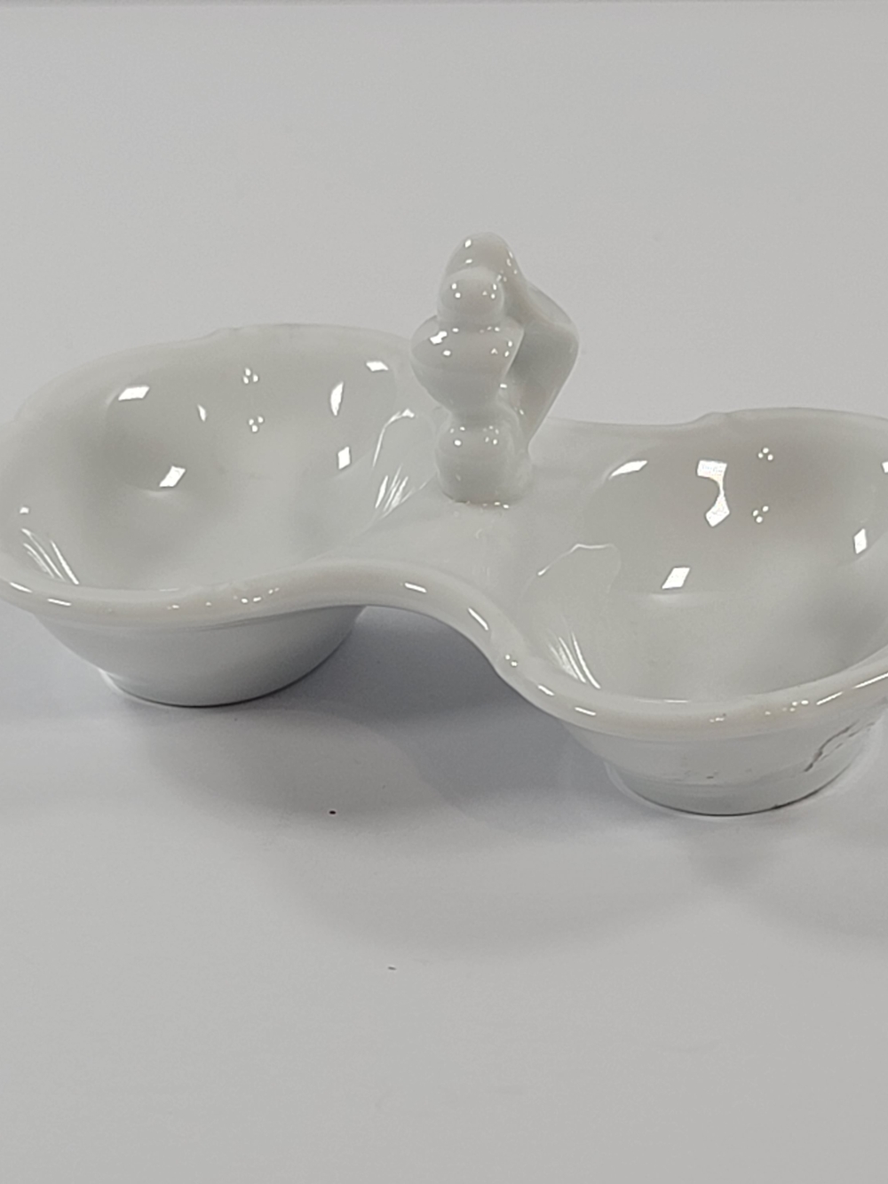 Vintage White 2 Condiment Dish Open Salt Pepper Decorative Handle